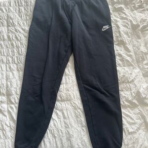 Nike Woman’s Joggers Black